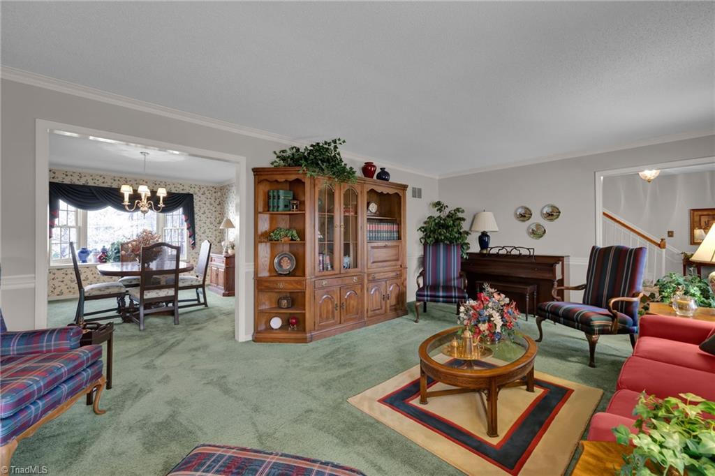 3604 Hunting Ridge Drive High Point, NC 27265 - Photo 9 of 50 Gallery Image 9