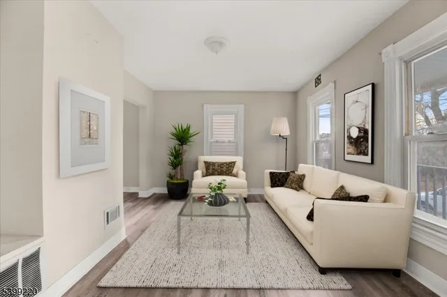 $449,999 | 14 Church Street, Sussex, NJ 07461