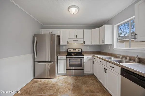 $249,900 | 401 Ramsey Drive, Jacksonville, NC 28540