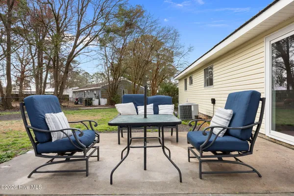 $249,900 | 401 Ramsey Drive, Jacksonville, NC 28540