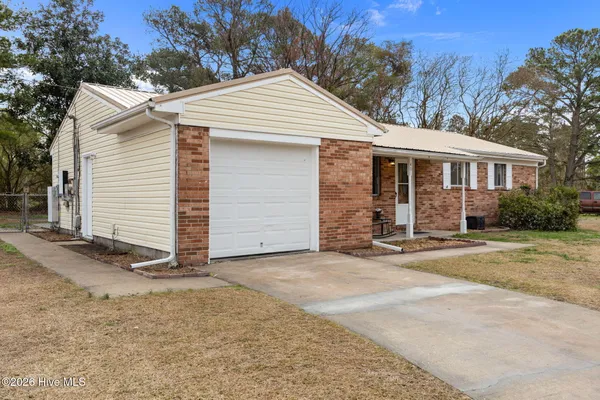 $249,900 | 401 Ramsey Drive, Jacksonville, NC 28540