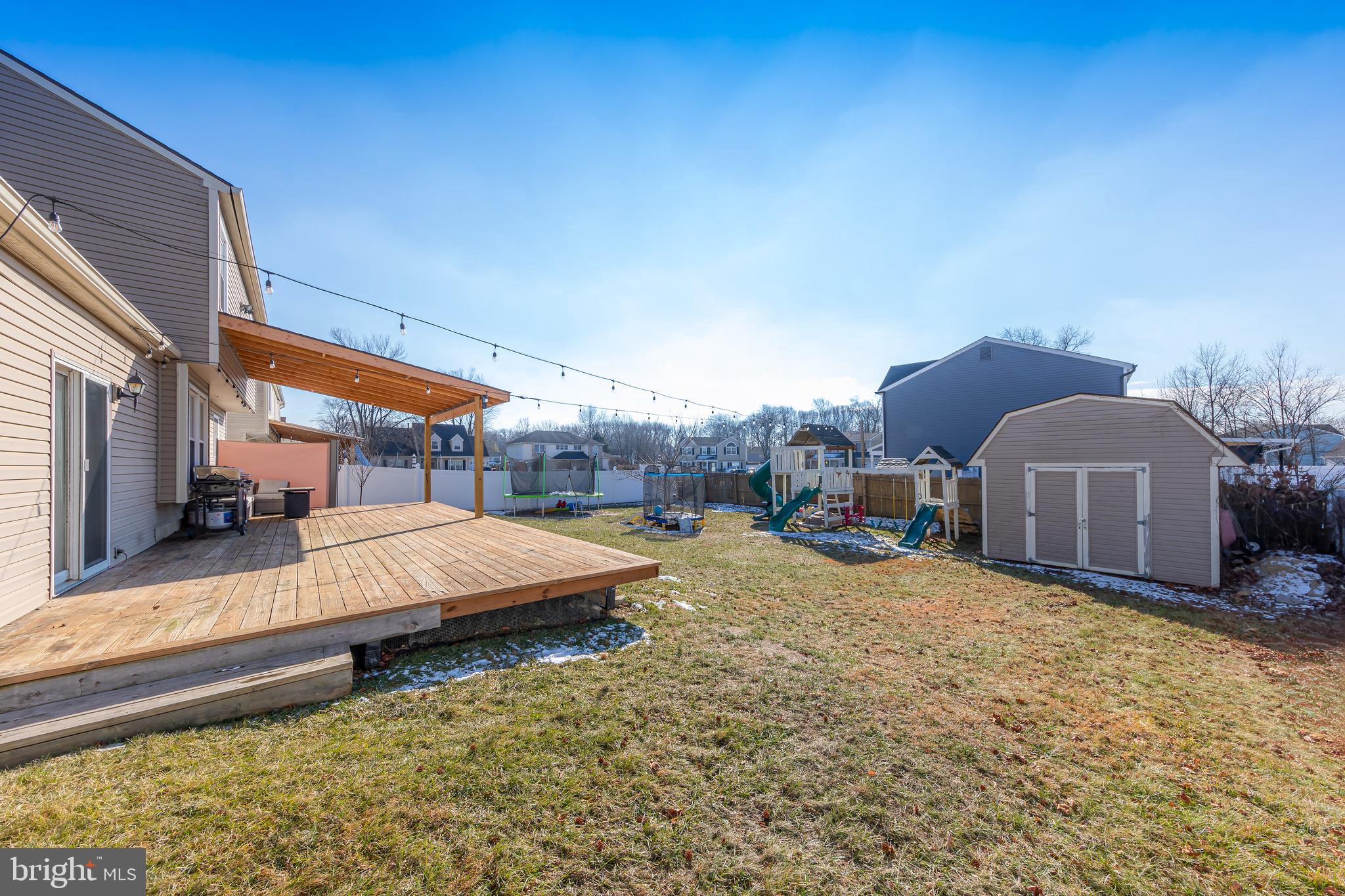 11 Glamis Road Blackwood, NJ 08012 - Photo 24 of 36 Spacious fully fenced backyard!