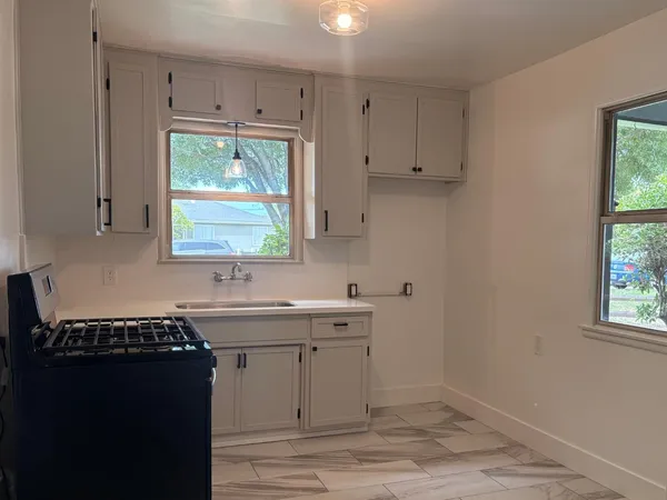 $389,000 | 2408 Lilac Court, Ceres, CA 95307