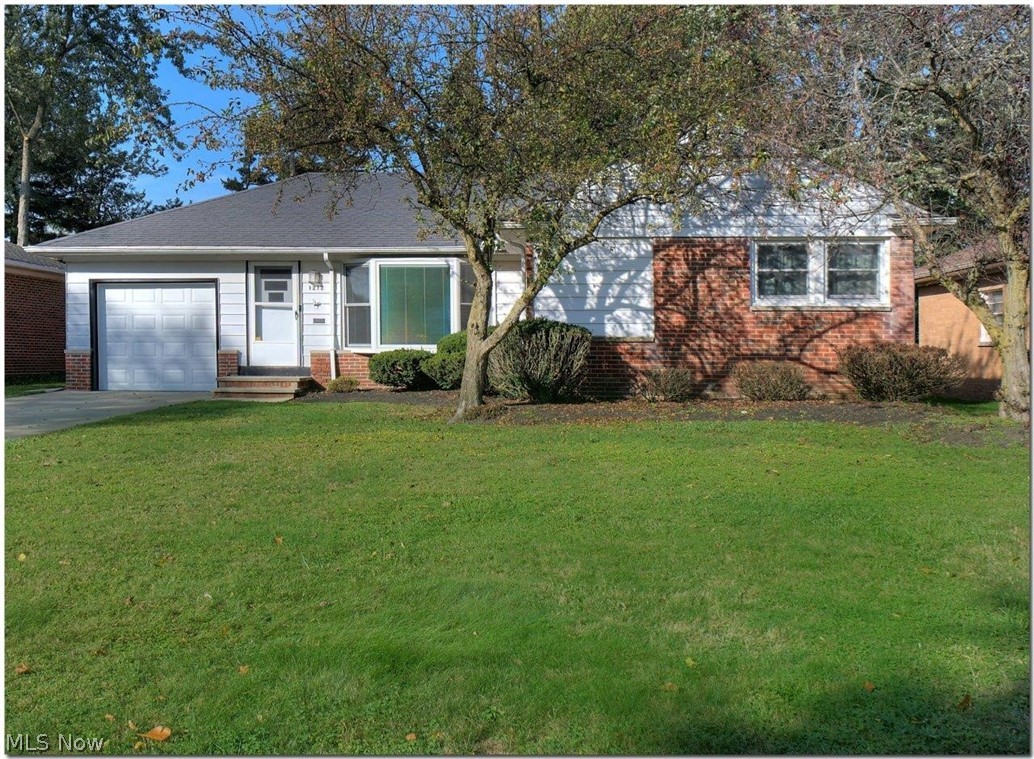 1212 Blanchester Road Lyndhurst, OH 44124 - Photo 1 of 31