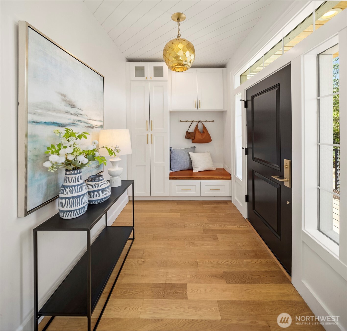 738 North 73rd Street Seattle, WA 98103 - Photo 4 of 29
