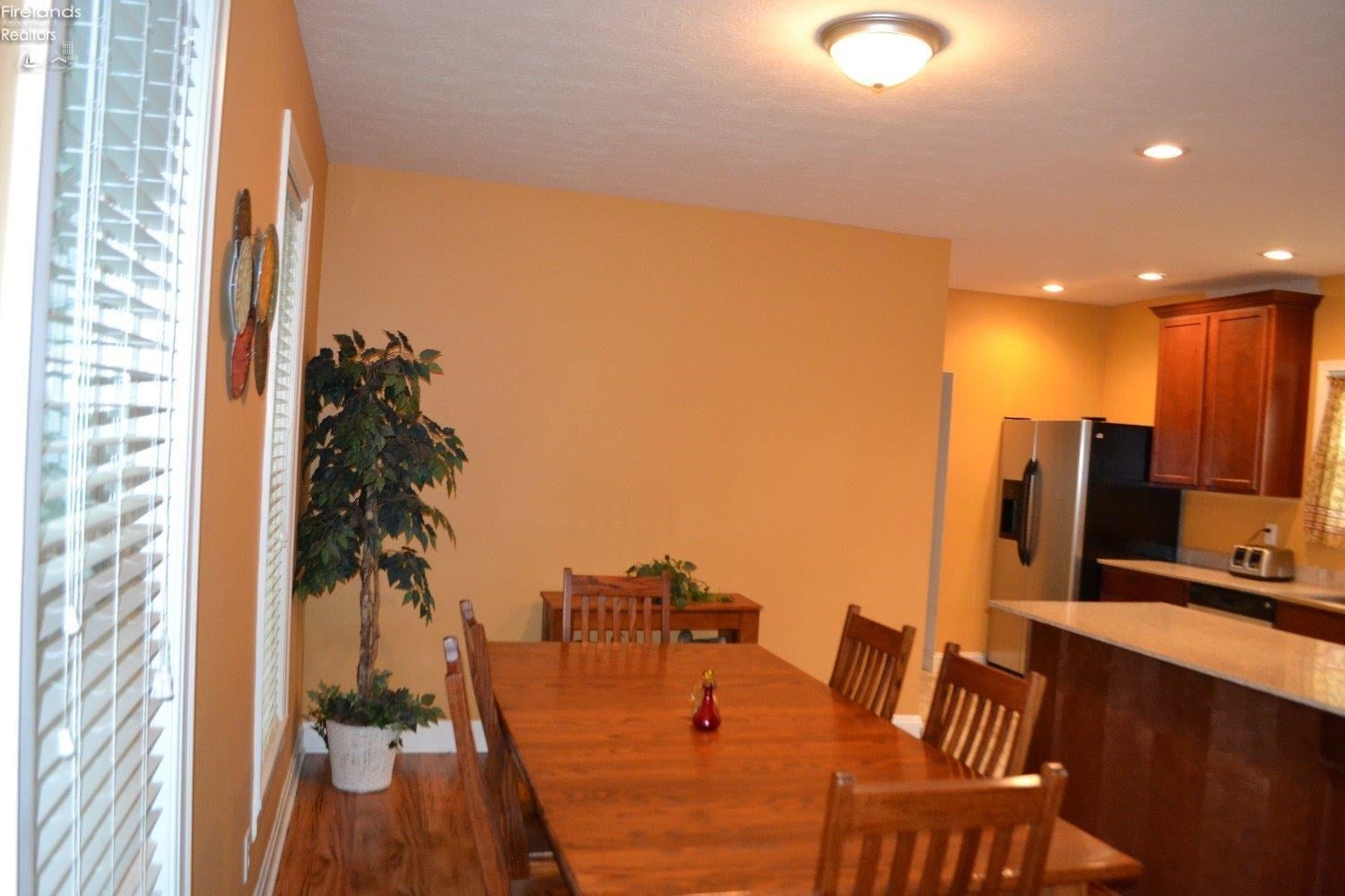 426 Cleveland Road West Huron, OH 44839 - Photo 8 of 10 Gallery Image 8