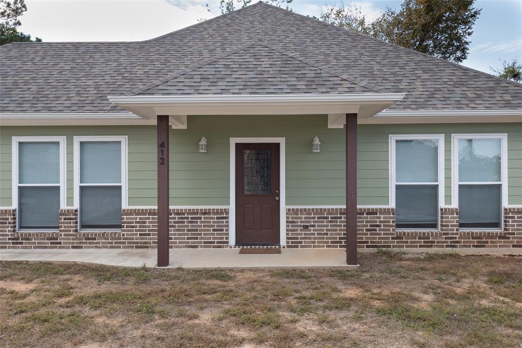 412 Crosby Street Lindale, TX 75771 - Photo 8 of 36 front view of a house