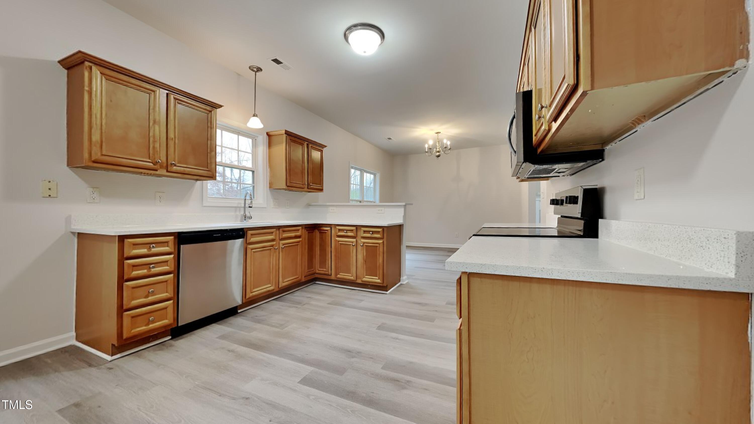 2801 Varnish Place Raleigh, NC 27610 - Photo 18 of 32 17_Image_hFKblA9uhz
