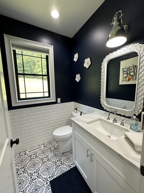 124 Woodside Road Ludlow, MA 01056 - Photo 16 of 39 Gallery Image 16