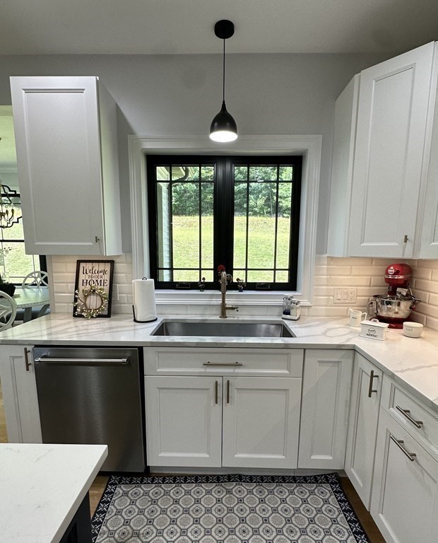 124 Woodside Road Ludlow, MA 01056 - Photo 8 of 39 Gallery Image 8