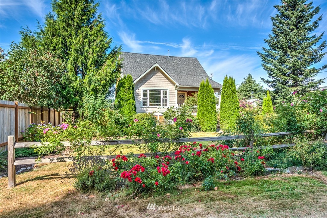 20385 Lafayette Road Burlington, WA 98233 - Photo 1 of 25 Gallery Image 1