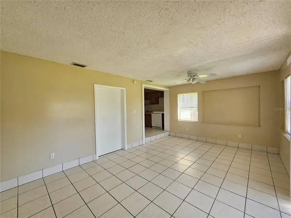 $1,495 | 2235 Lakeview Street, Lakeland, FL 33801