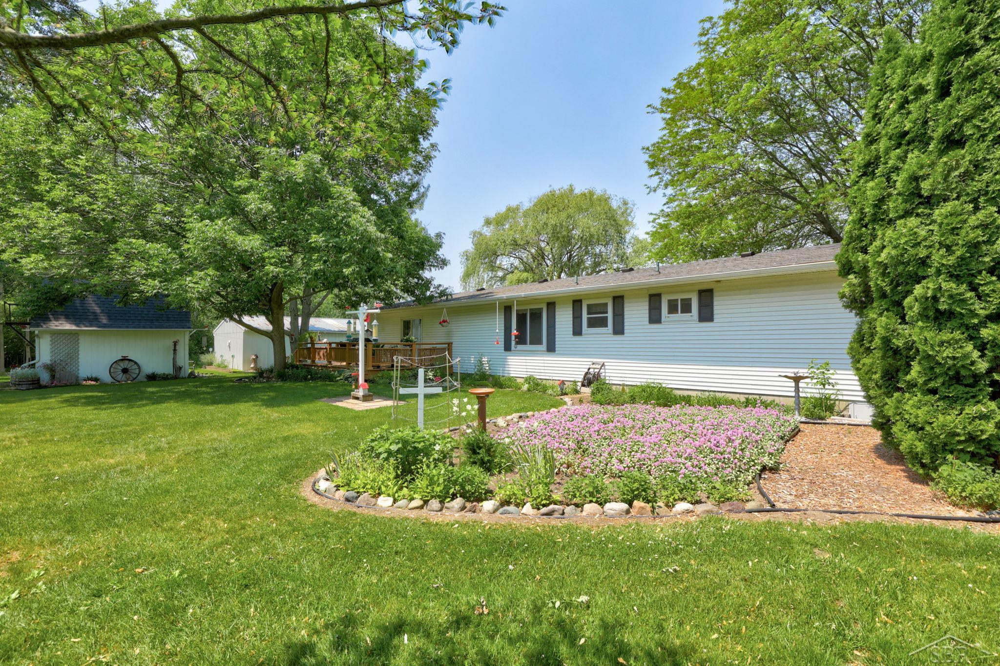 4090 Townline Road Birch Run, MI 48415 - Photo 33 of 45 50111744-32.JPG
