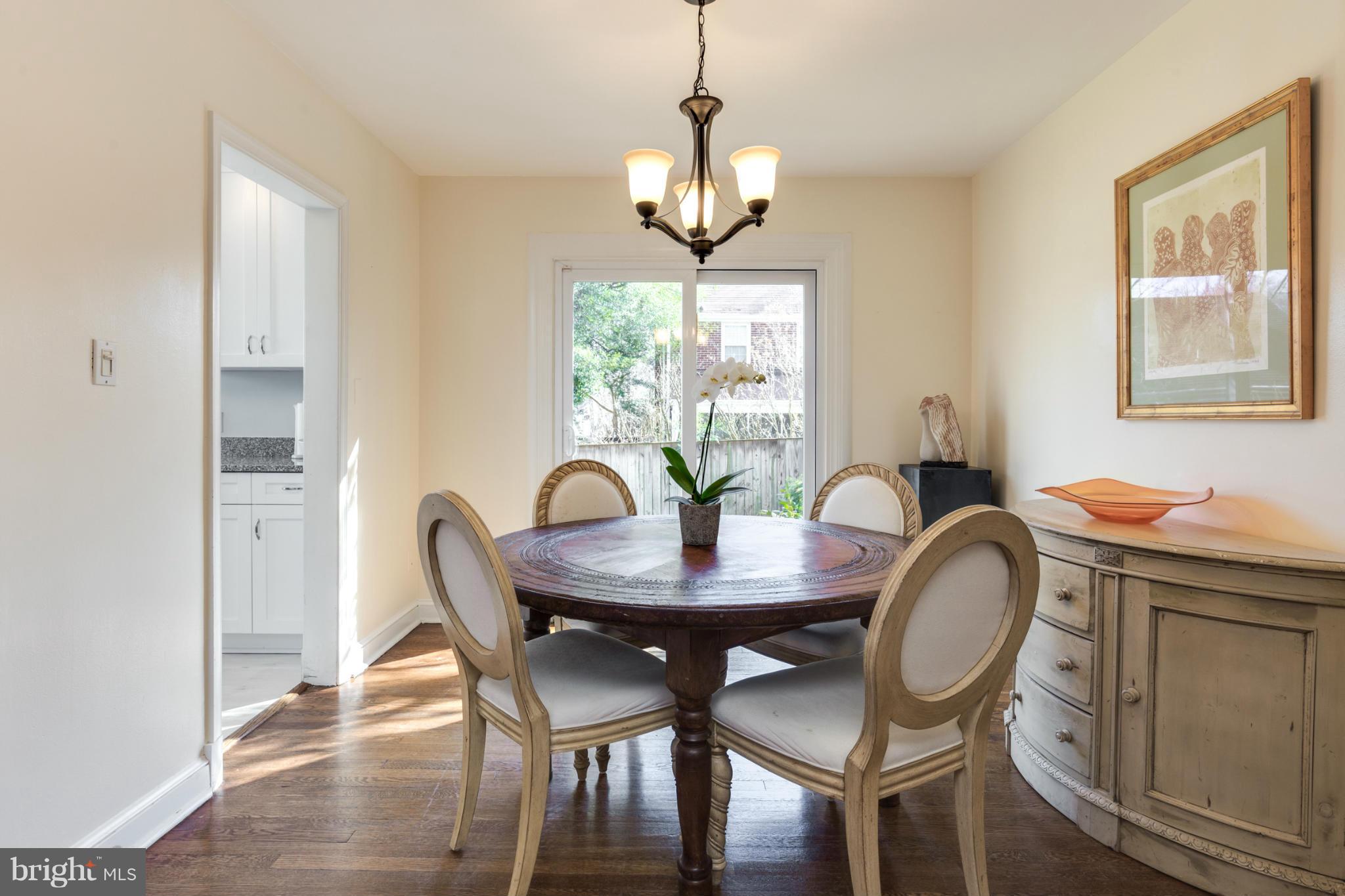 2010 Lansdowne Way Silver Spring, MD 20910 - Photo 6 of 23 Dining Room