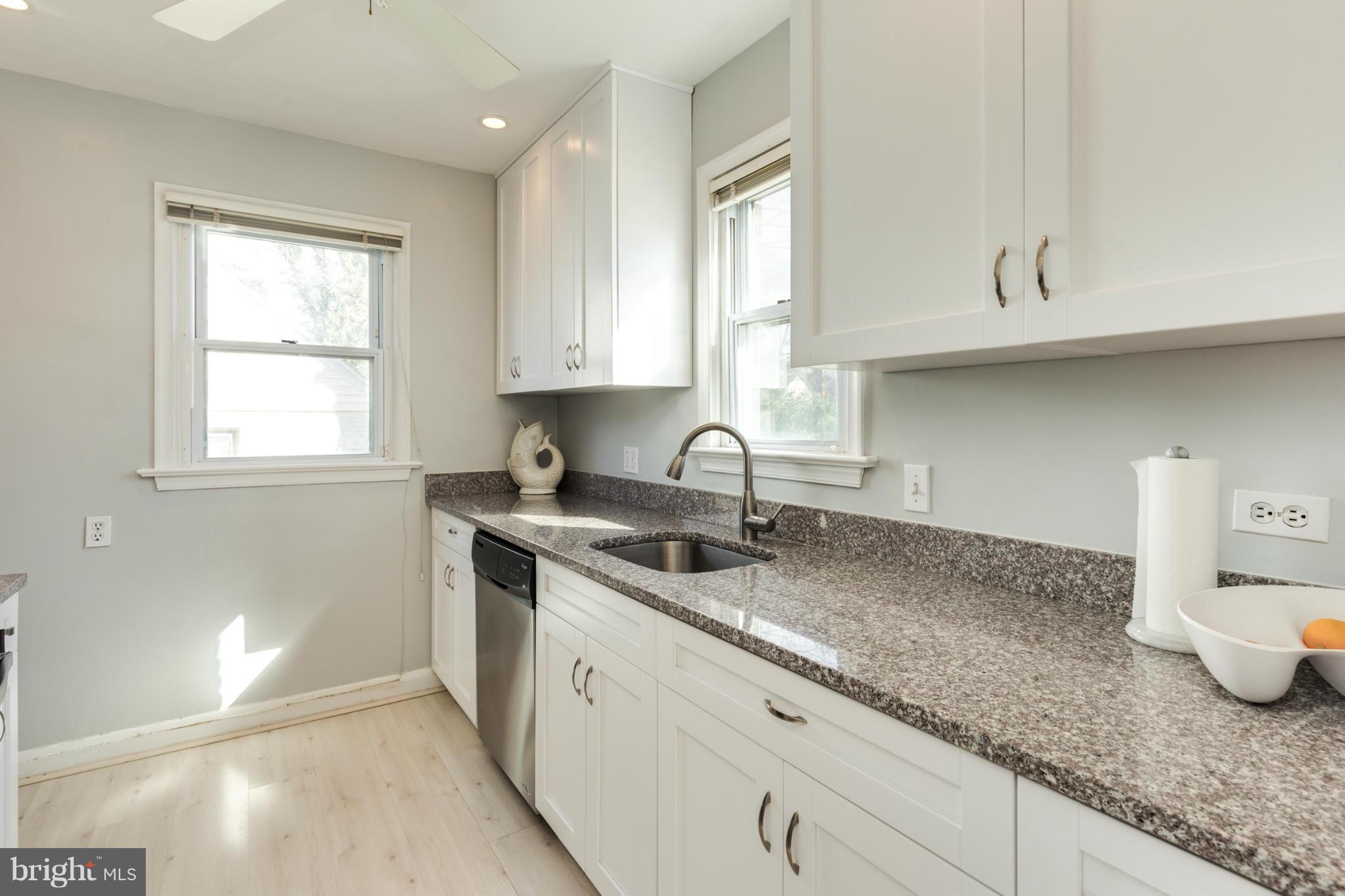 2010 Lansdowne Way Silver Spring, MD 20910 - Photo 7 of 23 Kitchen