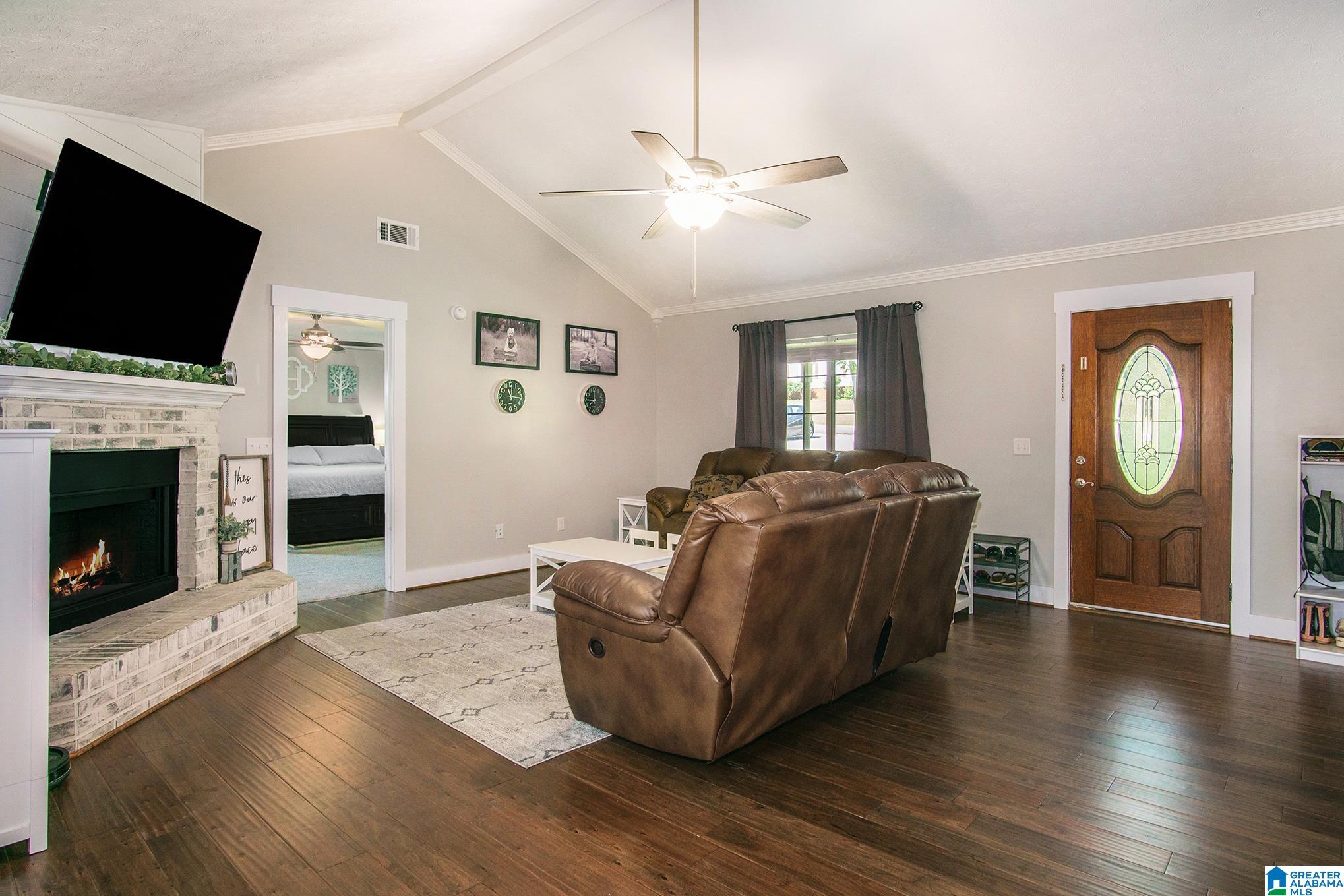 667 Collum Street Jemison, AL 35085 - Photo 4 of 30