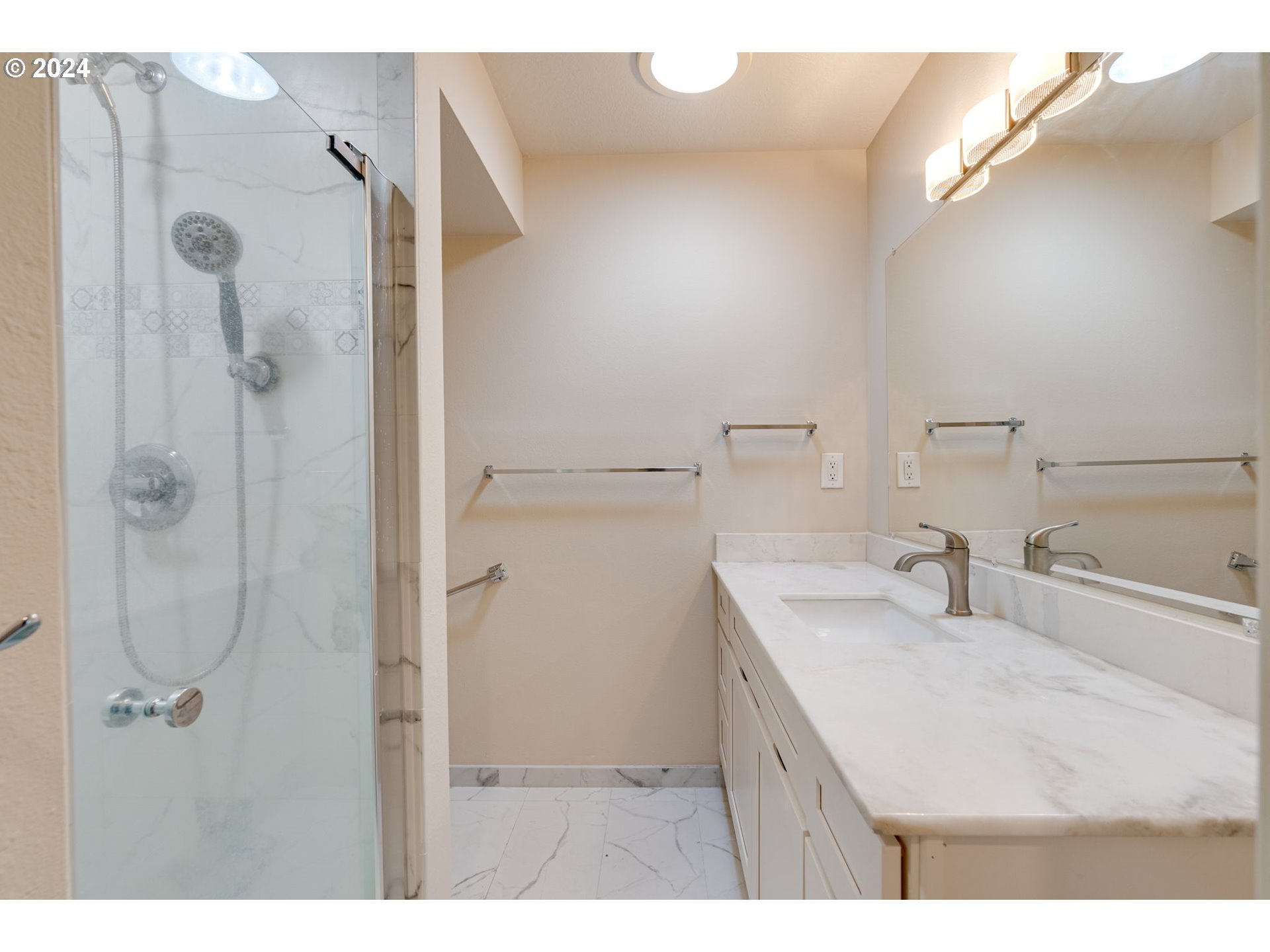 1585 Princeton Road Woodburn, OR 97071 - Photo 29 of 46 a bathroom with a sink vanity granite and shower