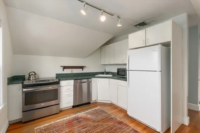 $1,500,000 | 20-22 Florence Street, Andover, MA 01810