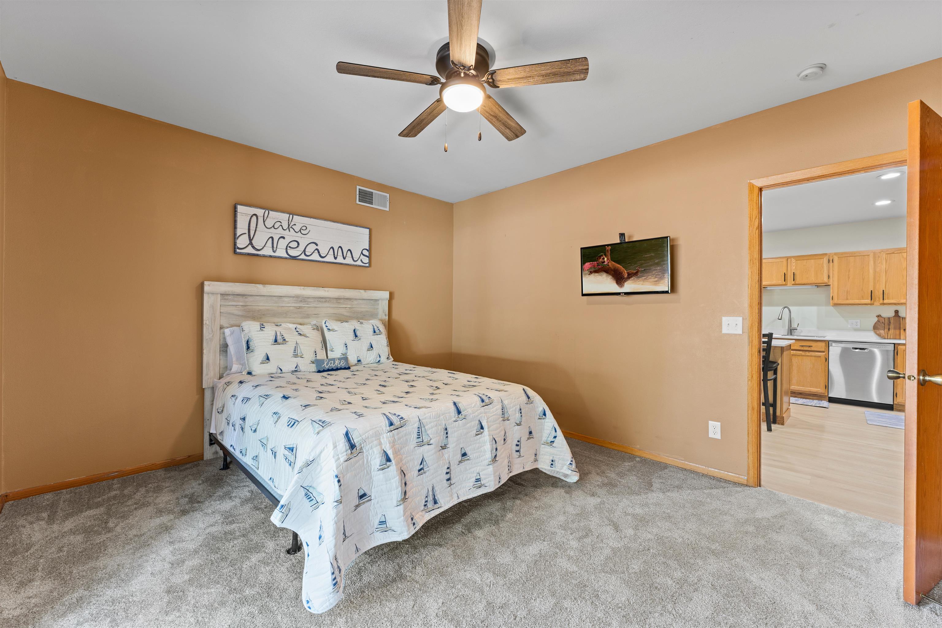 1181 Canyon Road, Unit 22 Wisconsin Dells, WI 53965 - Photo 10 of 40