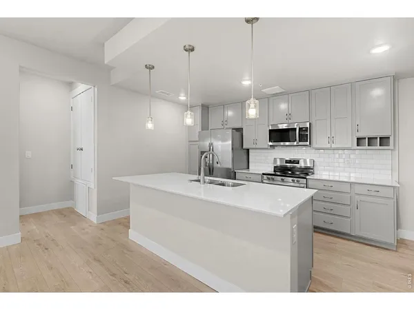 $456,805 | 265 High Point Drive, Unit 207, Longmont, CO 80504