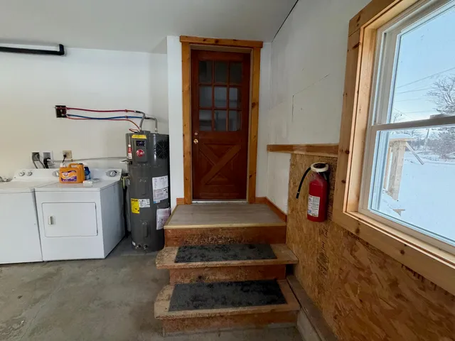 $279,900 | 142 Washington Street, Greenville, ME 04441