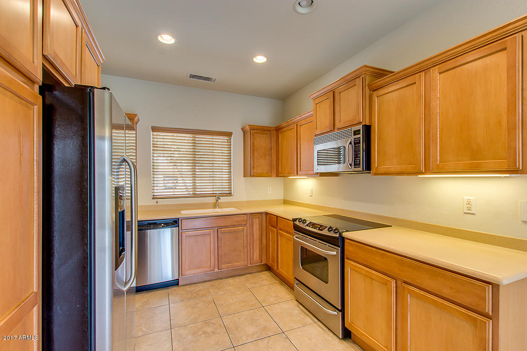 1936 West Davis Road Phoenix, AZ 85023 - Photo 11 of 49 11-Davis