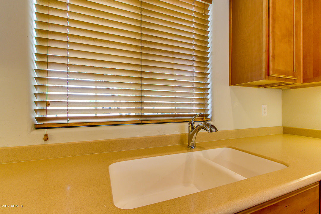 1936 West Davis Road Phoenix, AZ 85023 - Photo 13 of 49 13-Davis