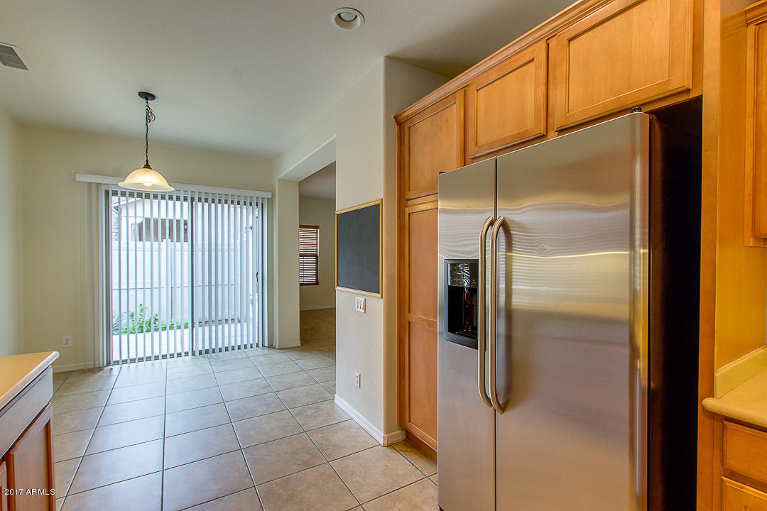 1936 West Davis Road Phoenix, AZ 85023 - Photo 15 of 49 15-Davis