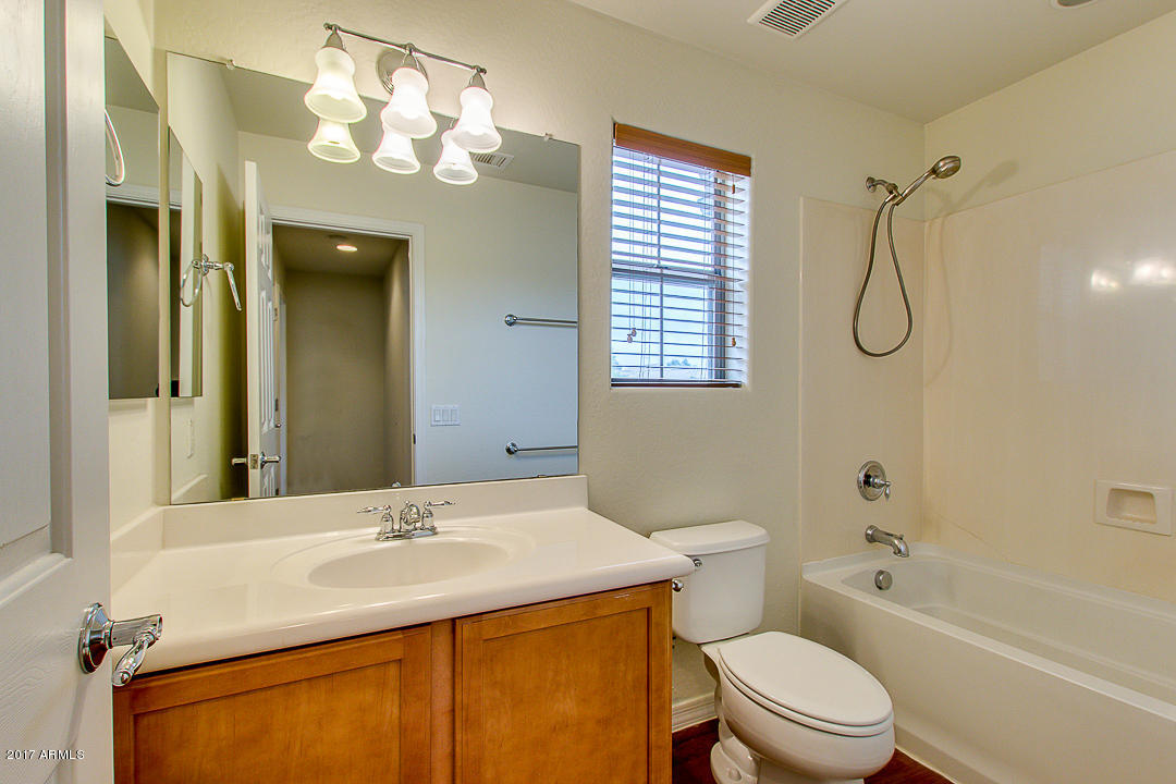 1936 West Davis Road Phoenix, AZ 85023 - Photo 26 of 49 26-Davis