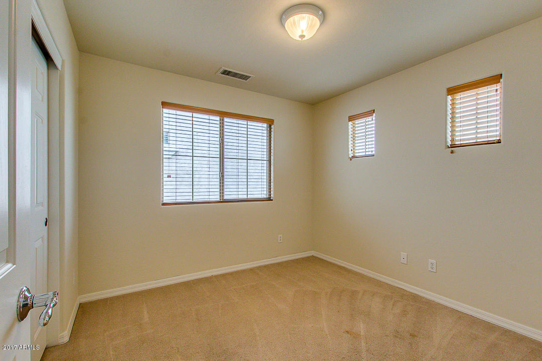1936 West Davis Road Phoenix, AZ 85023 - Photo 27 of 49 27-Davis