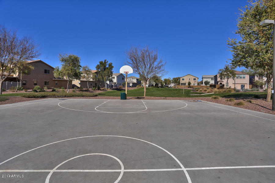 1936 West Davis Road Phoenix, AZ 85023 - Photo 34 of 49 3