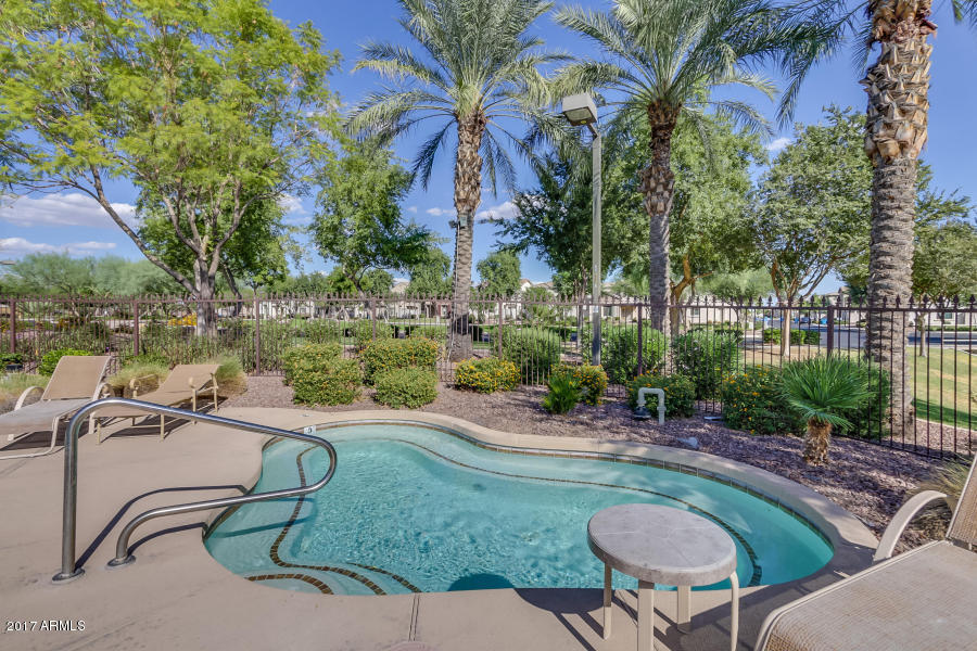 1936 West Davis Road Phoenix, AZ 85023 - Photo 40 of 49 spa