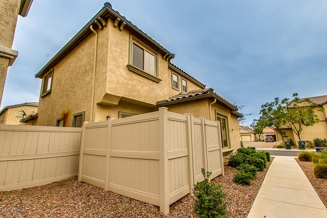 1936 West Davis Road Phoenix, AZ 85023 - Photo 45 of 49 34-Davis