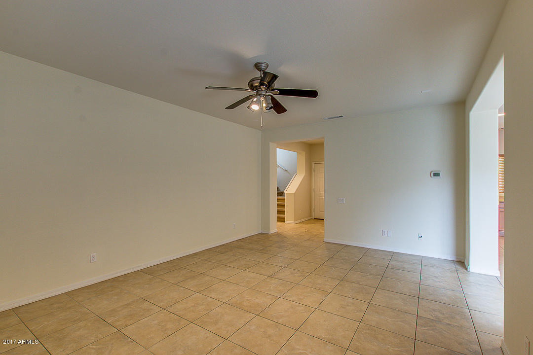 1936 West Davis Road Phoenix, AZ 85023 - Photo 6 of 49 06-Davis