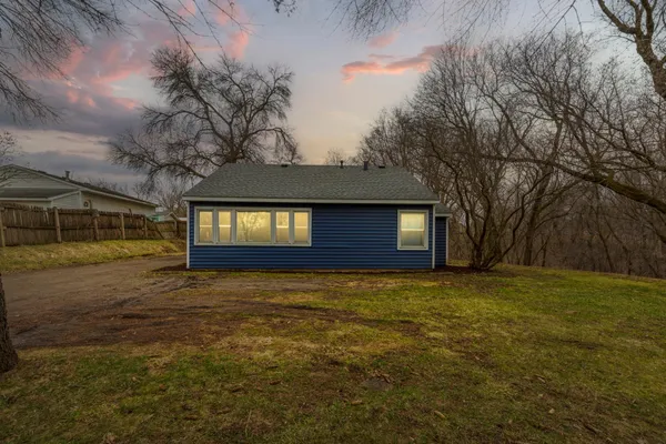 $179,900 | 1070 Willow Street, Faribault, MN 55021