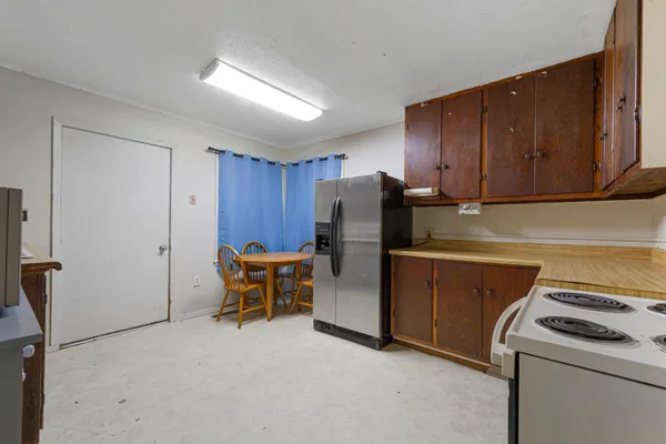 $179,900 | 1070 Willow Street, Faribault, MN 55021