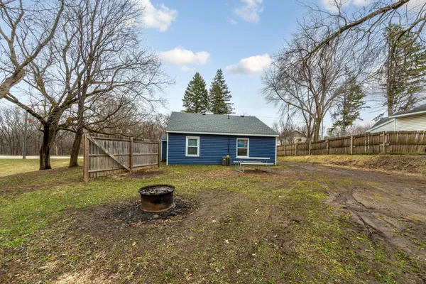 $179,900 | 1070 Willow Street, Faribault, MN 55021