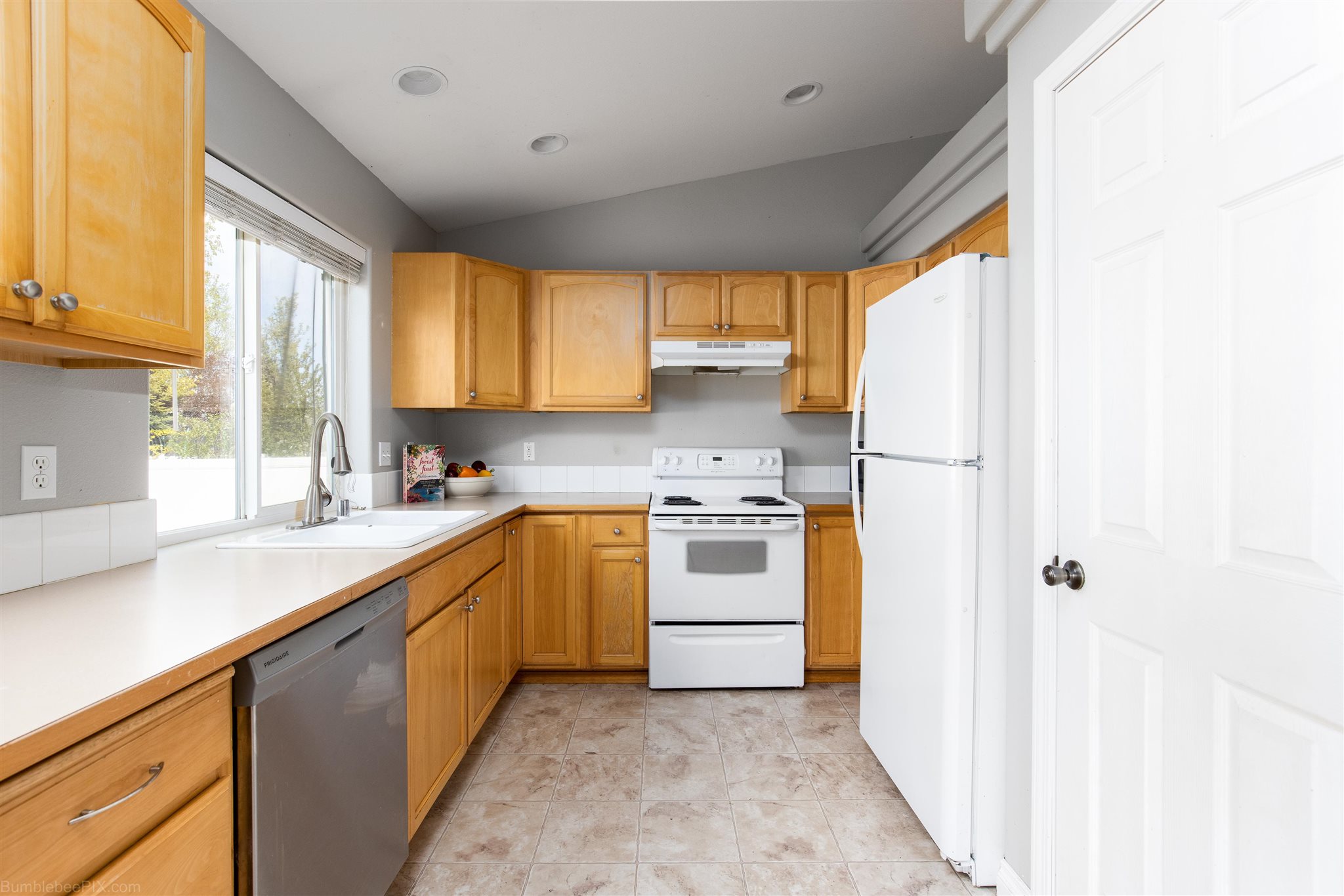1319 North Simpson Road Liberty Lake, WA 99019 - Photo 8 of 38 Gallery Image 8