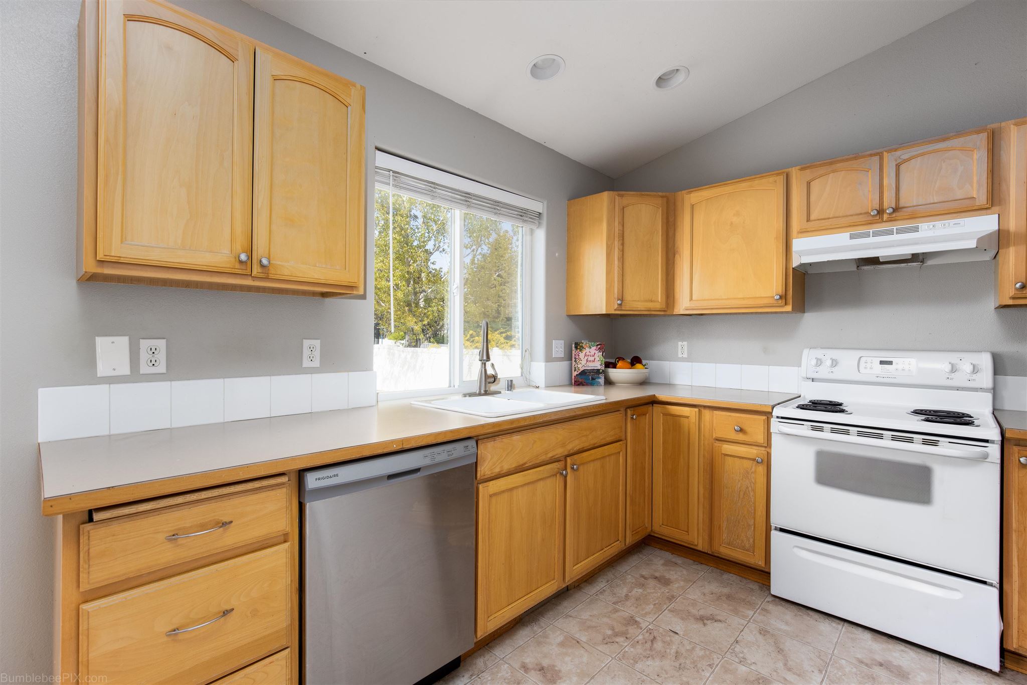 1319 North Simpson Road Liberty Lake, WA 99019 - Photo 10 of 38 Gallery Image 10