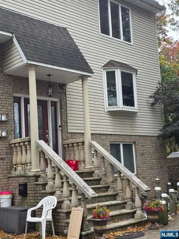 $3,400 | 25 Elm Avenue, Unit 2, Fairview, NJ 07022