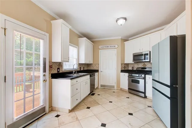 $4,500 | 3040 Stone Road, Atlanta, GA 30344