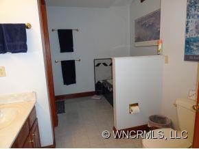 161 Aldersgate Road Waynesville, NC 28786 - Photo 11 of 23 Gallery Image 11