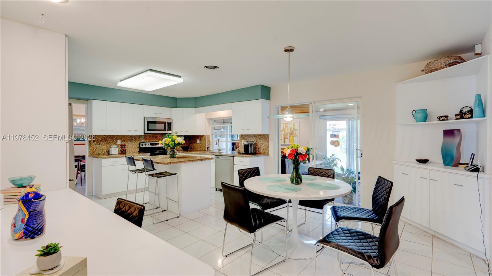 8955 Southwest 85th Terrace Miami, FL 33173 - Photo 8 of 30