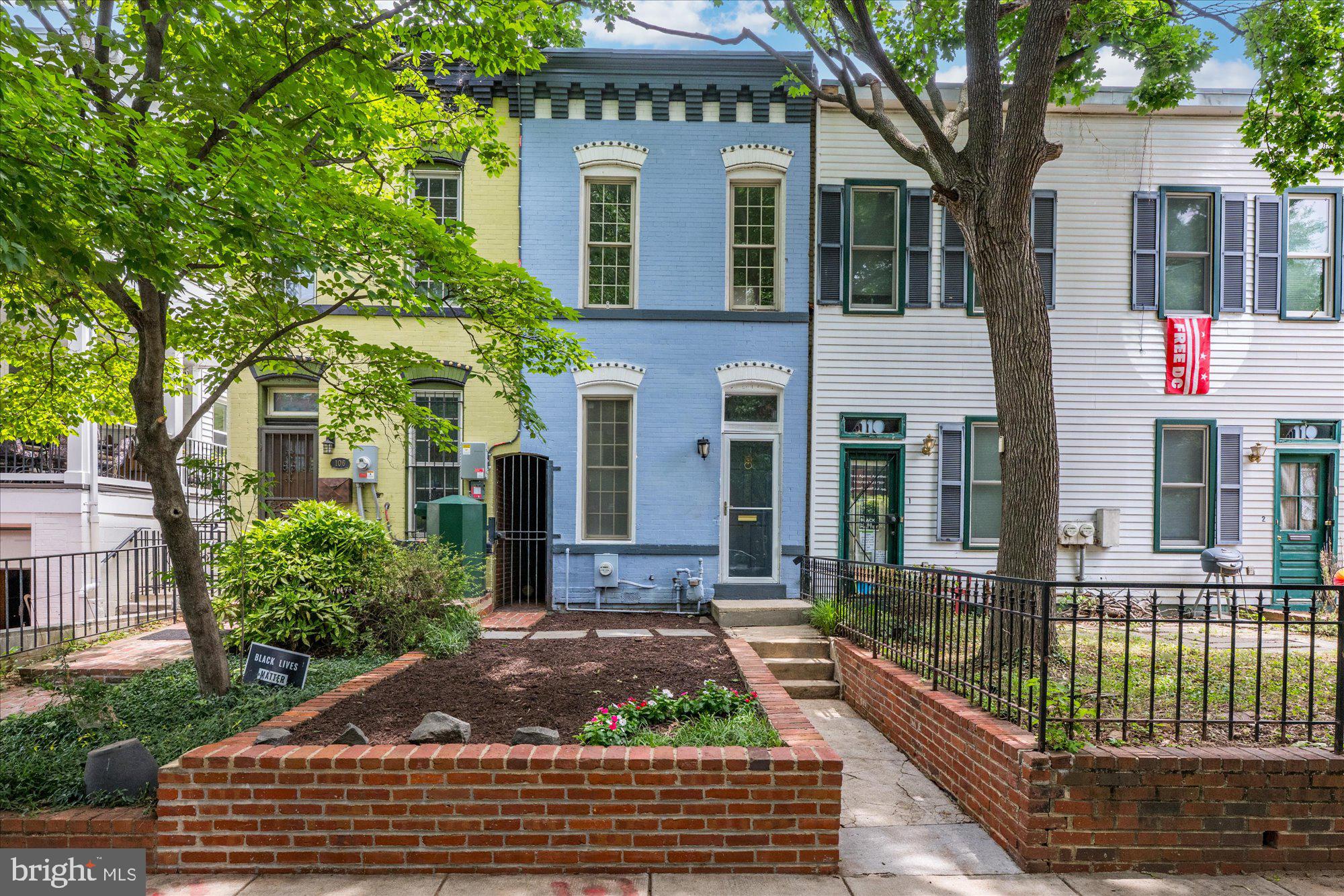 108 14th Street Southeast Washington, DC 20003 - Photo 1 of 18 Welcome to 108 14th St SE!
