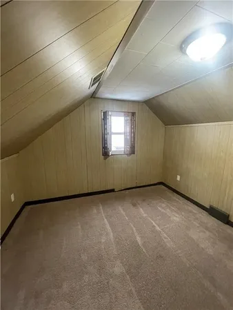 $1,500 | 149 Parkwood Road, Verona, PA 15147