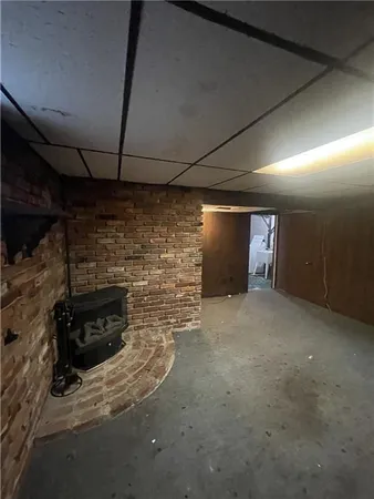 $1,500 | 149 Parkwood Road, Verona, PA 15147