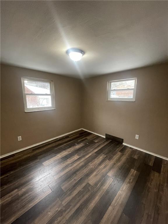 149 Parkwood Road Verona, PA 15147 - Photo 28 of 38