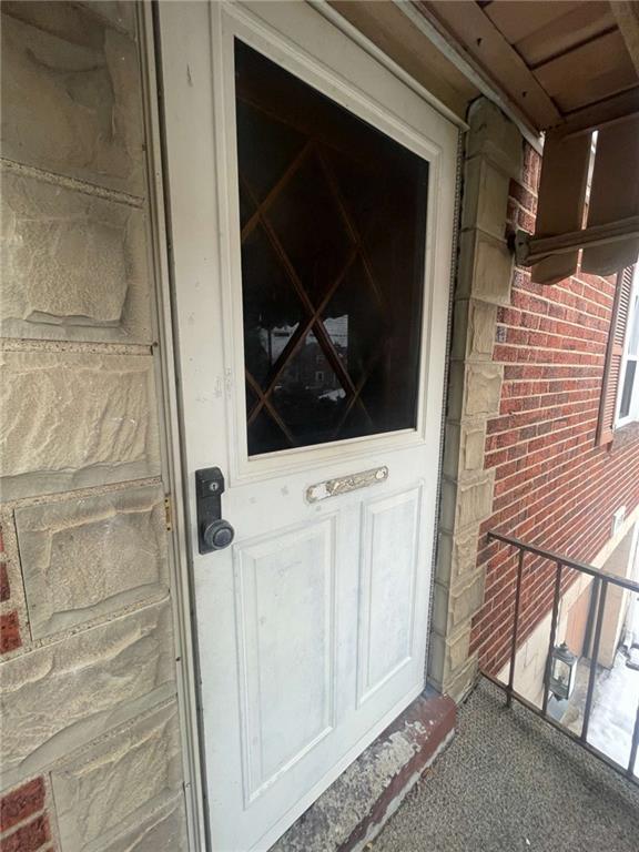 149 Parkwood Road Verona, PA 15147 - Photo 3 of 38