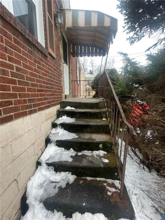 149 Parkwood Road Verona, PA 15147 - Photo 4 of 38