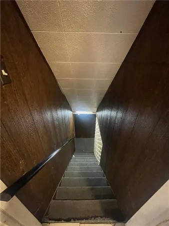 $1,500 | 149 Parkwood Road, Verona, PA 15147